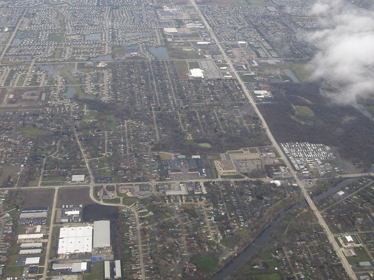Warrenville, IL - File:DuPage River, Shorewood, Illinois (11004138155).jpg - 维基百科，自由的百科全书